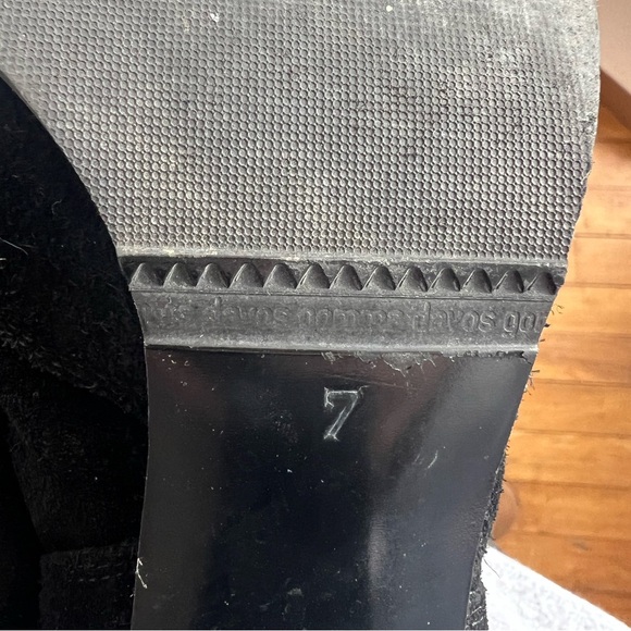 Davos Gomma suede cutout slouch boots - Picture 5 of 6